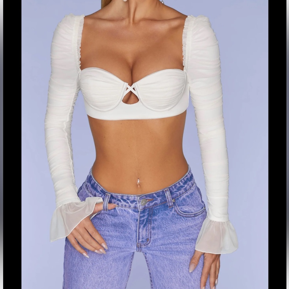 Long Sleeve Ruched Crop Top in Ivory